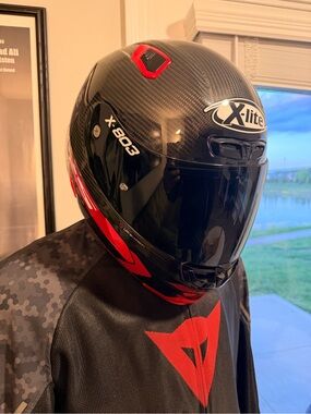 X-803 Carbon Black and Red Full-Face Motorcycle Helmet